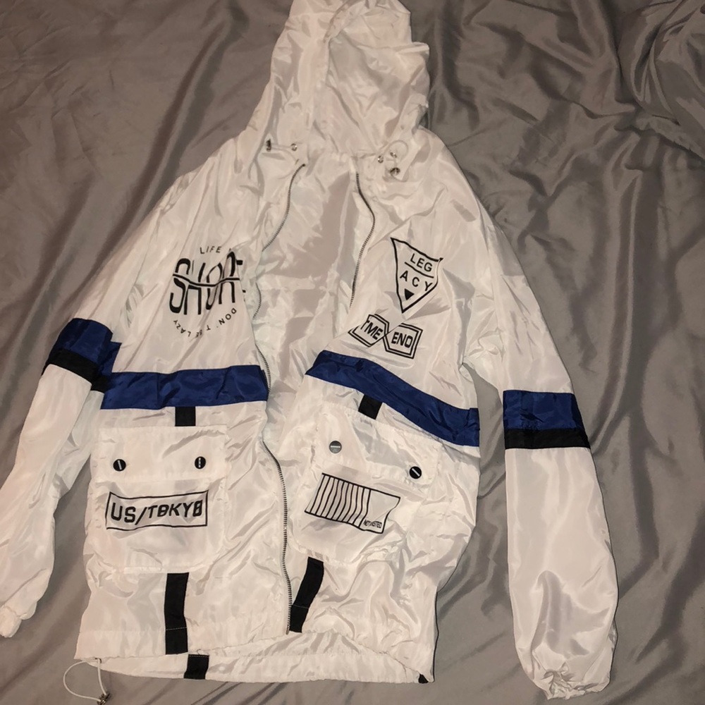 US/Tokyo windbreaker, rain jacket: size small